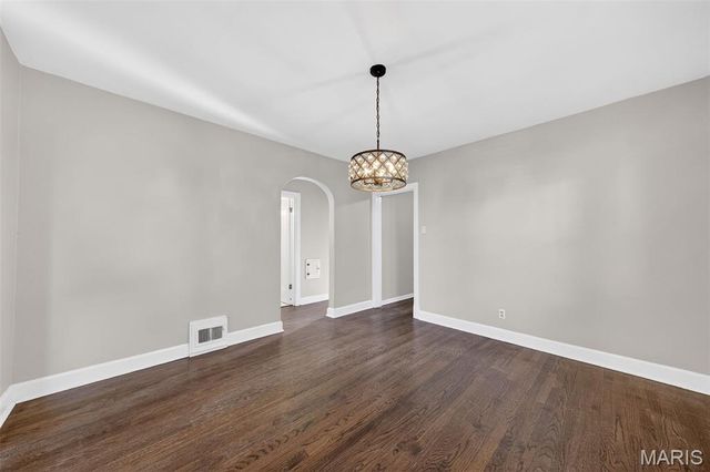 8932 Moritz Avenue, Brentwood, MO 63144