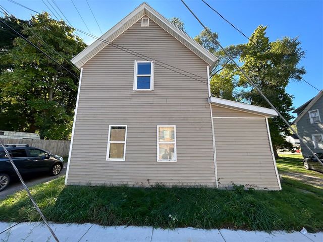 410 Division Street, Benton Harbor, MI 49022