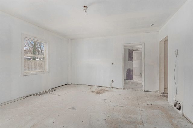 410 Division Street, Benton Harbor, MI 49022