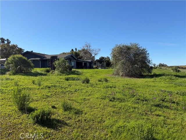 2075 Cambridge Way, Santa Maria, CA 93454