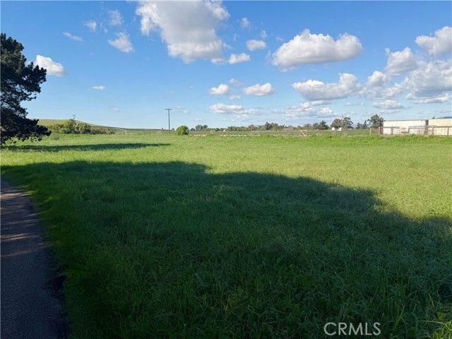 2075 Cambridge Way, Santa Maria, CA 93454