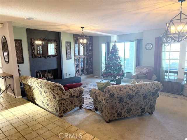 2075 Cambridge Way, Santa Maria, CA 93454