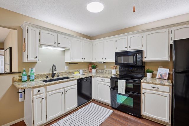 7942 Timber Lake Drive, Eden Prairie, MN 55347