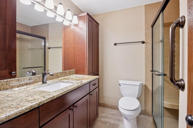 7942 Timber Lake Drive, Eden Prairie, MN 55347