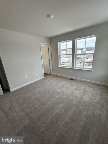 113 KINCADE CT, Martinsburg, WV 25401