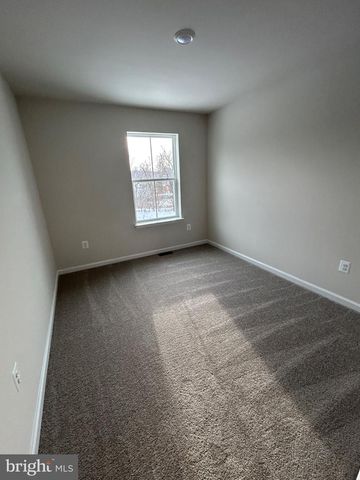 113 KINCADE CT, Martinsburg, WV 25401