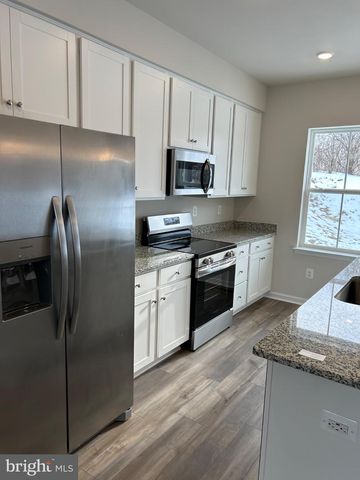 113 KINCADE CT, Martinsburg, WV 25401