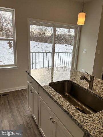 113 KINCADE CT, Martinsburg, WV 25401