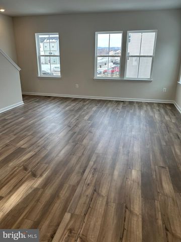 113 KINCADE CT, Martinsburg, WV 25401