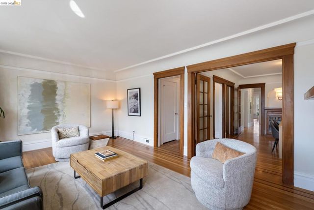 230 Ashton Ave, San Francisco, CA 94112