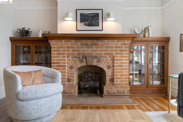 230 Ashton Ave, San Francisco, CA 94112