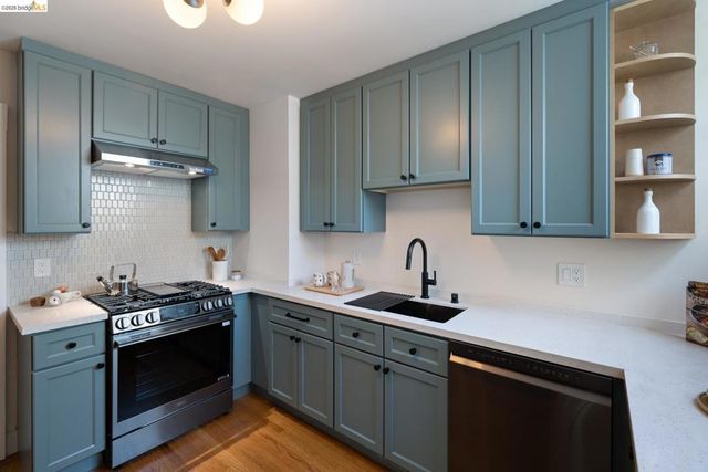 230 Ashton Ave, San Francisco, CA 94112