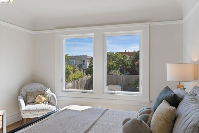 230 Ashton Ave, San Francisco, CA 94112