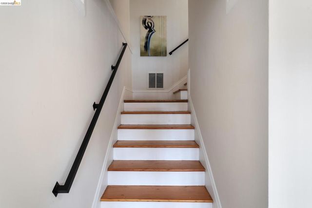 230 Ashton Ave, San Francisco, CA 94112