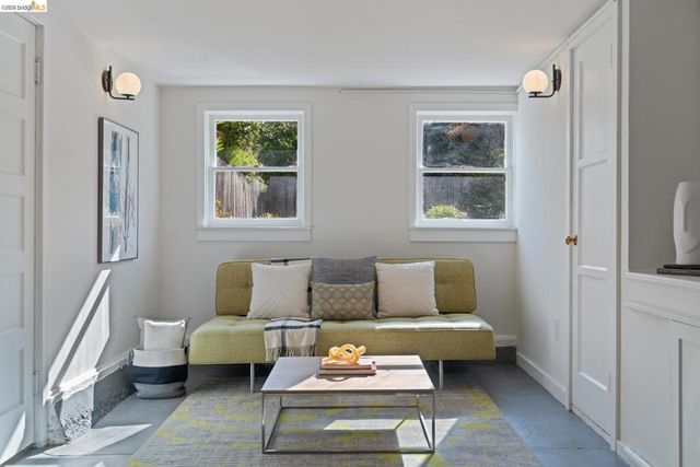 230 Ashton Ave, San Francisco, CA 94112