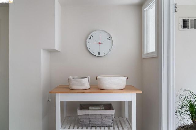 230 Ashton Ave, San Francisco, CA 94112