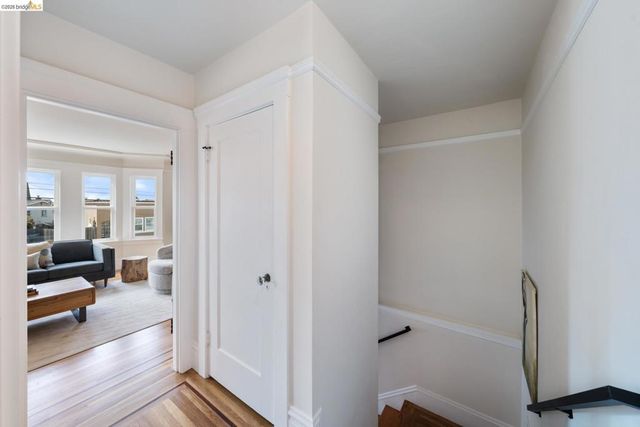 230 Ashton Ave, San Francisco, CA 94112