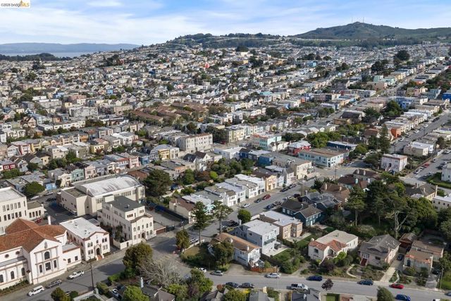 230 Ashton Ave, San Francisco, CA 94112