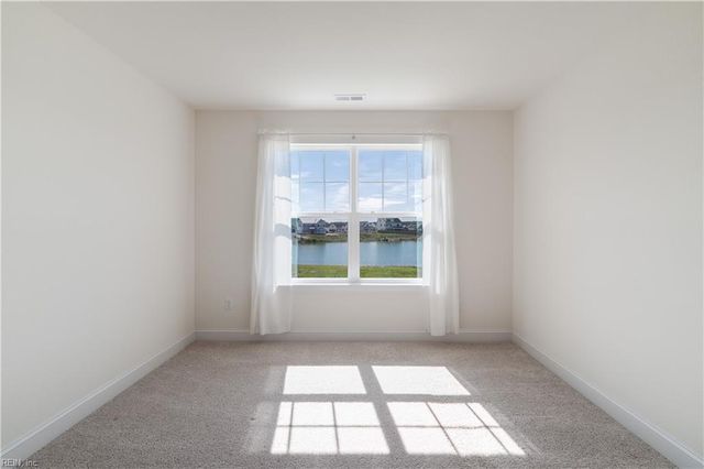 300 Farmstead LOOP, Moyock, NC 27958
