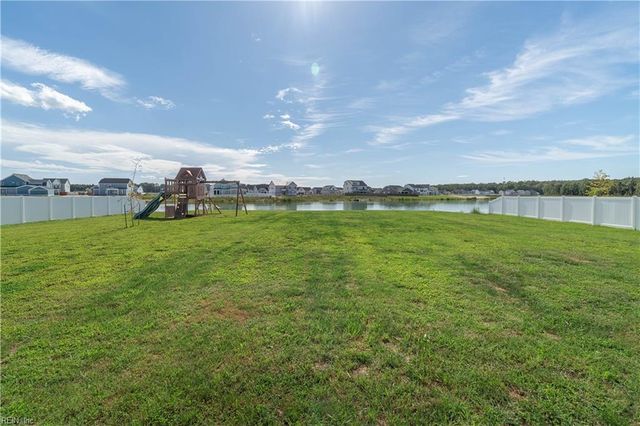 300 Farmstead LOOP, Moyock, NC 27958