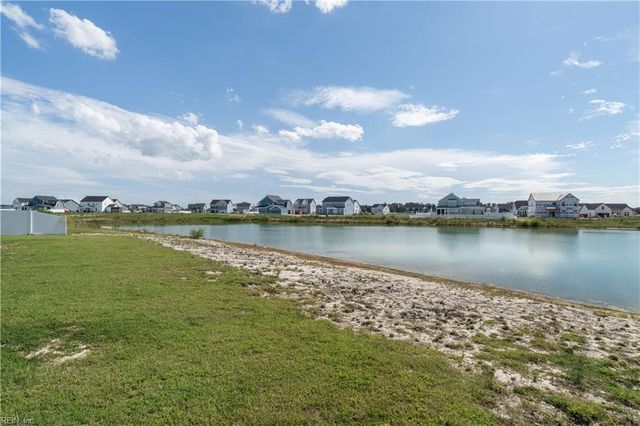 300 Farmstead LOOP, Moyock, NC 27958