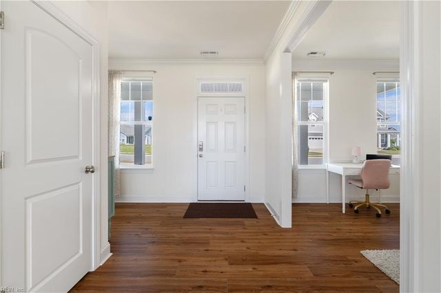 300 Farmstead LOOP, Moyock, NC 27958