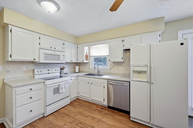 221 Apple Way, Frankfort, KY 40601