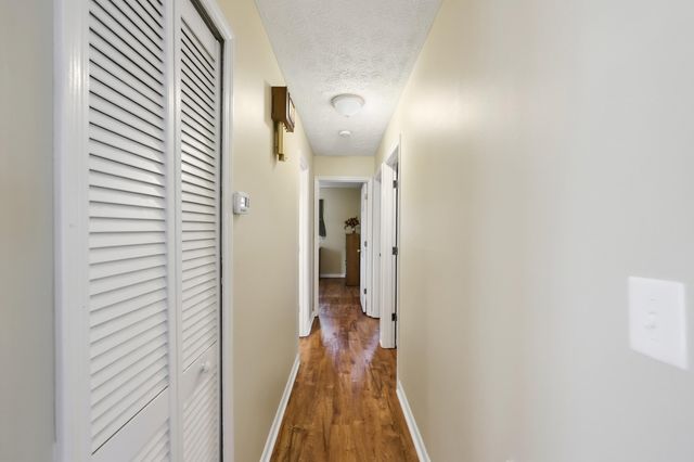 221 Apple Way, Frankfort, KY 40601