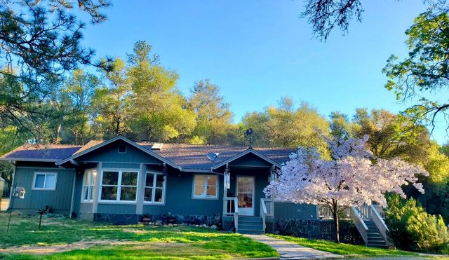 5571 Garden Valley Rd, Garden Valley, CA 95633