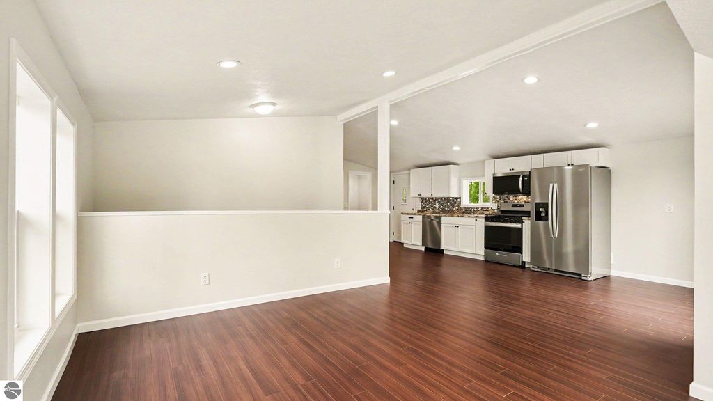 Image 10 of property listing at 6820 W Shore Drive, Weidman, MI 48893