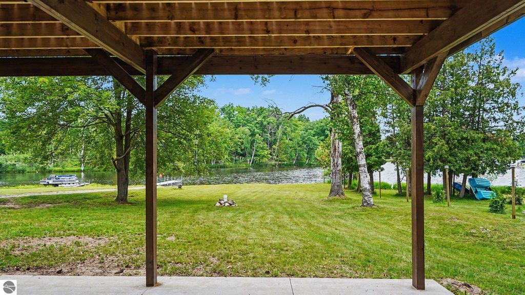 Image 32 of property listing at 6820 W Shore Drive, Weidman, MI 48893