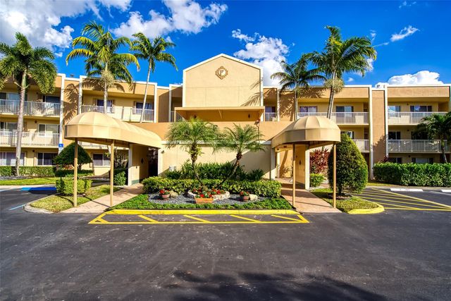 7334 Devon Dr 108, Tamarac, FL 33321