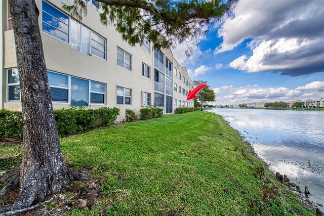 7334 Devon Dr 108, Tamarac, FL 33321