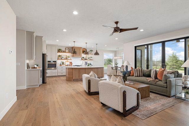 4133 E Vintage Point Drive, Rogersville, MO 65742