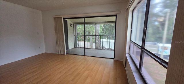700 STARKEY RD 1224, Largo, FL 33771