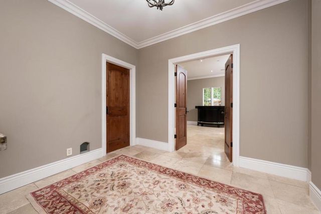1512 Highway Road, Burlingame, CA 94010