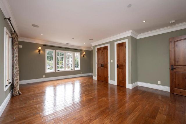 1512 Highway Road, Burlingame, CA 94010