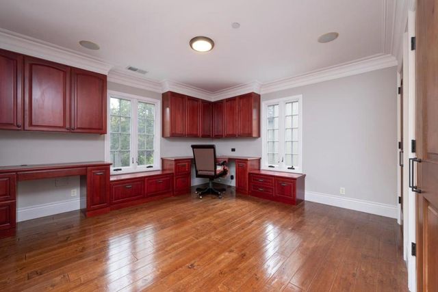 1512 Highway Road, Burlingame, CA 94010