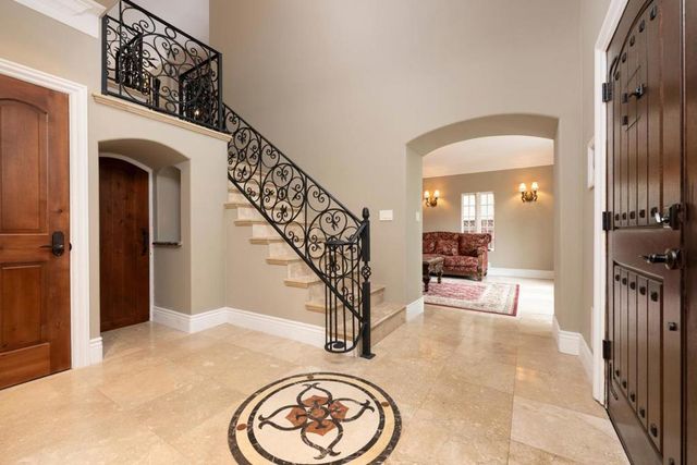 1512 Highway Road, Burlingame, CA 94010