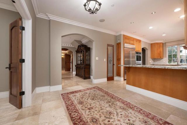 1512 Highway Road, Burlingame, CA 94010