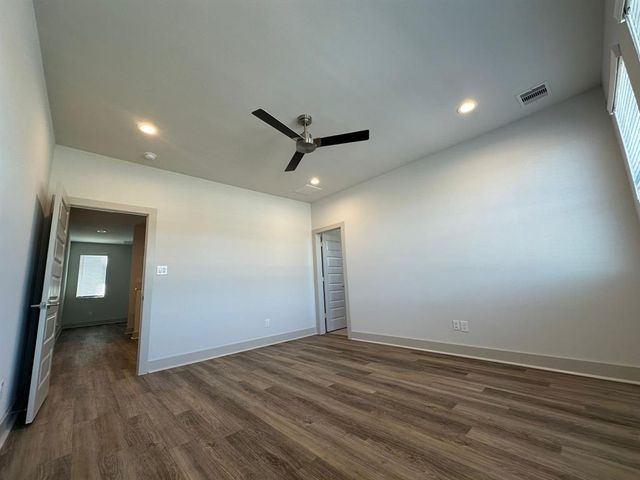 6804 Troya Lane, Houston, TX 77092