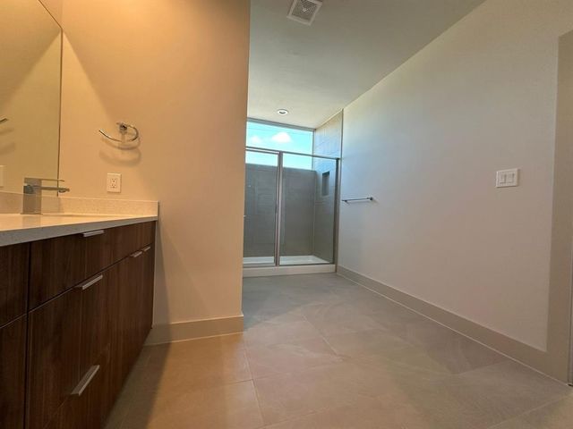 6804 Troya Lane, Houston, TX 77092