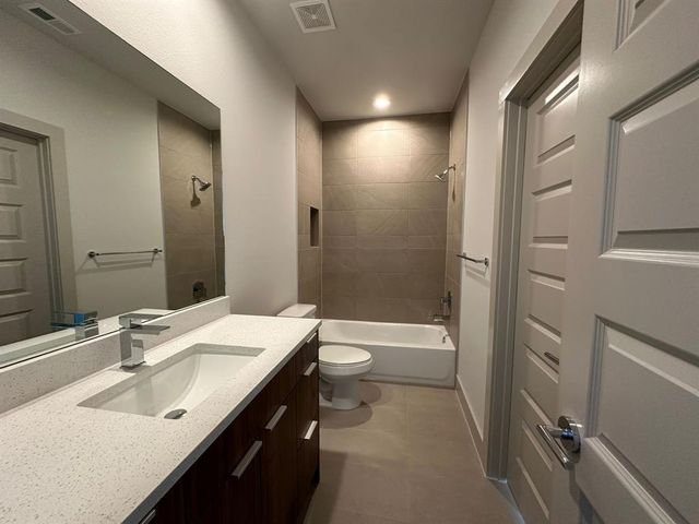 6804 Troya Lane, Houston, TX 77092
