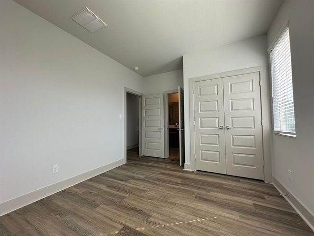 6804 Troya Lane, Houston, TX 77092