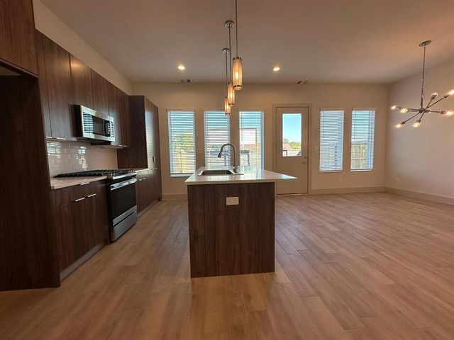 6804 Troya Lane, Houston, TX 77092
