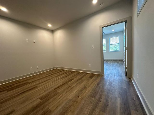 6804 Troya Lane, Houston, TX 77092