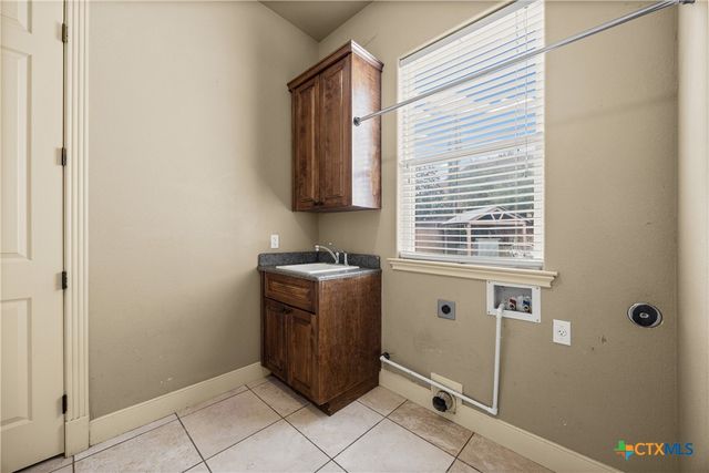 6006 Chimney Hill Drive, Nolanville, TX 76559
