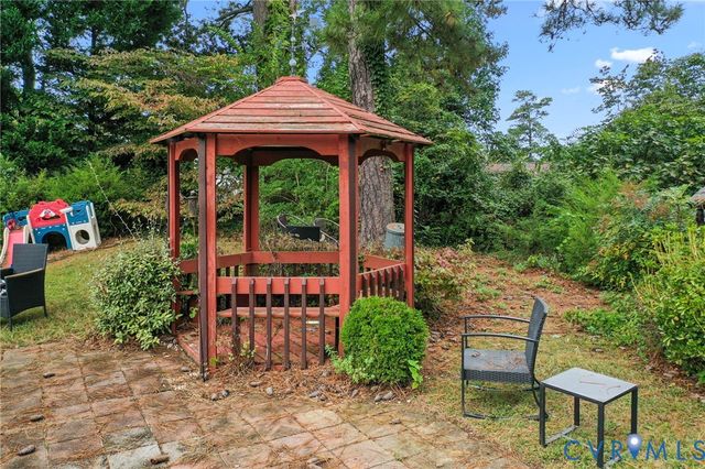 506 Prince George Ave, Hopewell, VA 23860
