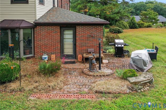 506 Prince George Ave, Hopewell, VA 23860