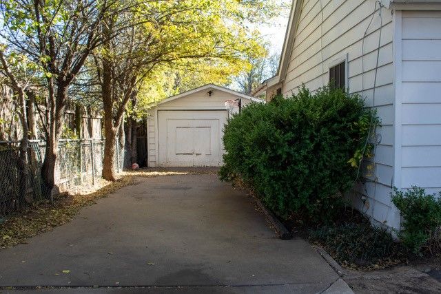 603 Lilly Street, Cleburne, TX 76033